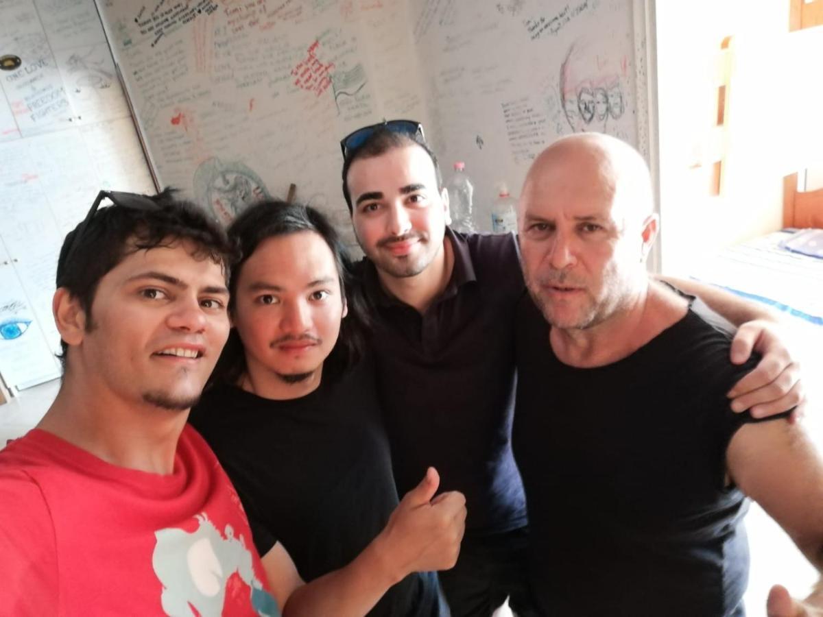 Saranda Backpackers Hostel Bagian luar foto