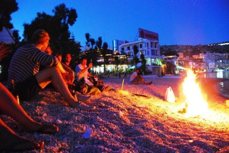 Saranda Backpackers Hostel Bagian luar foto